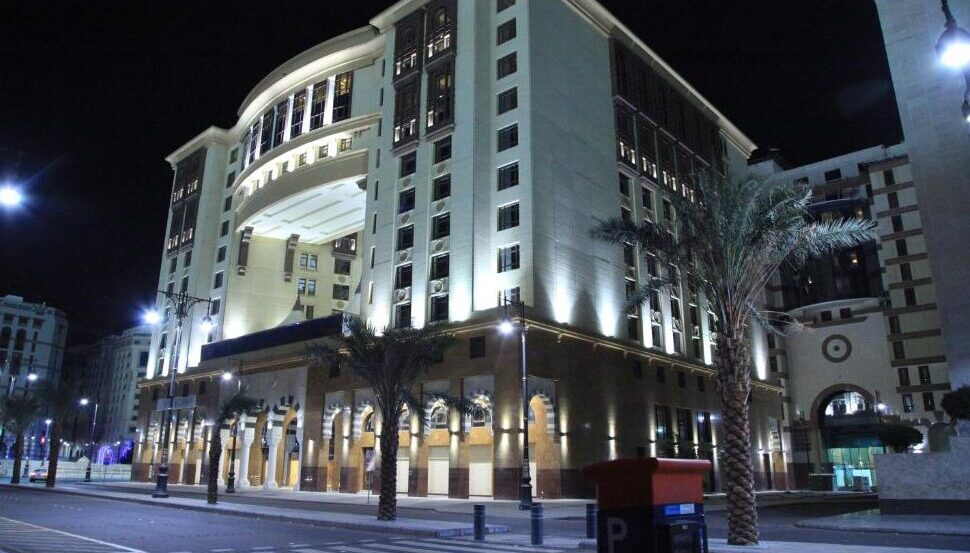 Madina hotel Rou Al Kher (350M)